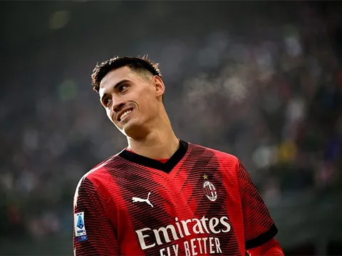 Tijjani Reijnders tiết lộ lý do từ chối Barca vào mùa hè