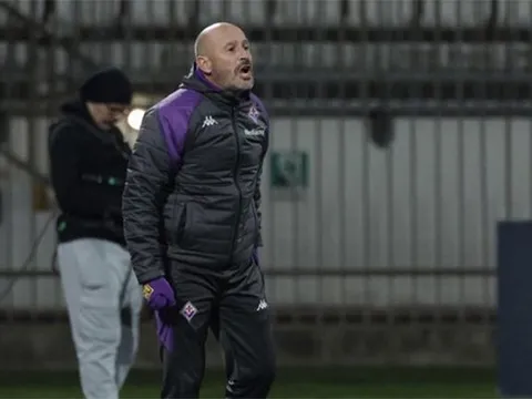 HLV Italiano hài lòng với nửa đầu mùa giải của Fiorentina