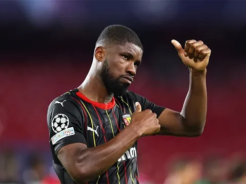 Trung vệ của Lens thu hút sự quan tâm từ Premier League