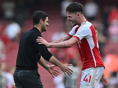 4 lý do để Barca tin tưởng vào thương vụ Simons