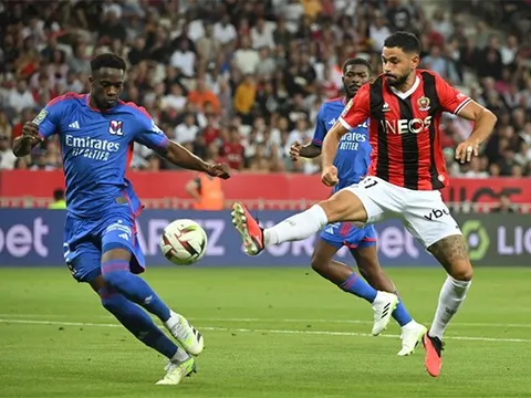 Lyon chốt giá bán Sinaly Diomande vào tháng 1