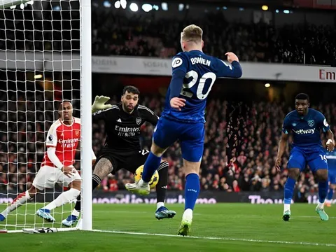 3 lý do có thể khiến Arsenal vỡ mộng xưng vương Premier League