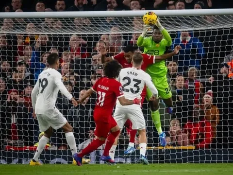 5 điểm nhấn Liverpool 0-0 Man Utd: Công cùn; Ten Hag mỉm cười