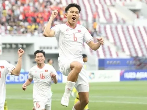 4 nhân tố bùng nổ, chờ HLV Kim Sang-sik gọi lên tuyển