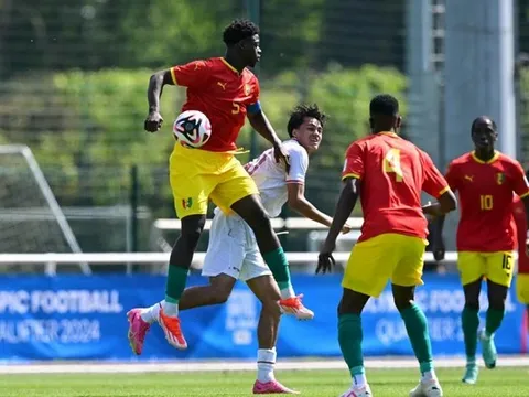 Báo Indonesia tức điên vì trọng tài; Hoàng Đức nhắn gửi HLV Kim Sang-sik