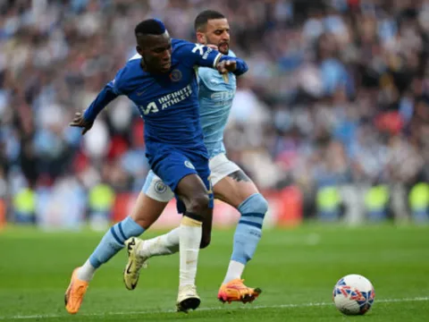 Lampard thông cảm cho tội đồ Chelsea