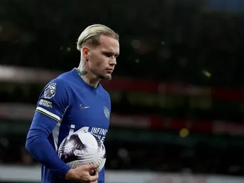 Frank Leboeuf chê bai chữ ký 89 triệu bảng của Chelsea