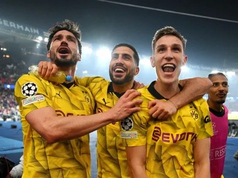 Cầu thủ tốt nhất và tệ nhất Dortmund trong chiến thắng trước PSG