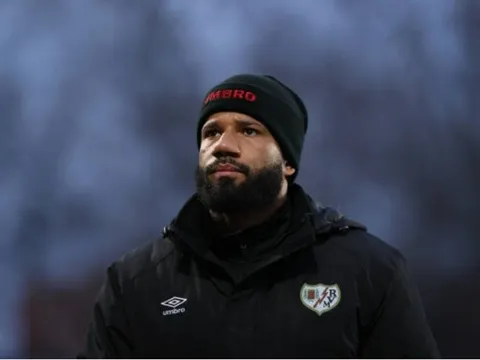 "Tôi ở M.U, nhưng trong đầu chỉ nghĩ về những buổi tiệc tùng"