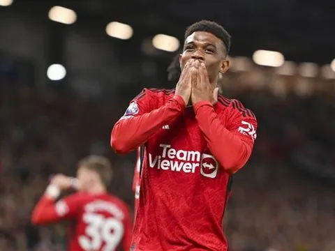 Amad Diallo là tương lai của hàng tiền vệ "Quỷ đỏ"