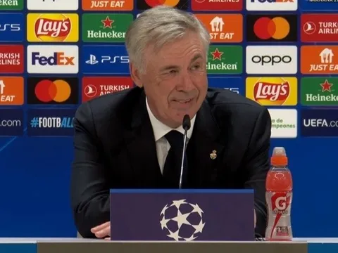 Ancelotti đáp trả Bayern, tố Kimmich ăn vạ