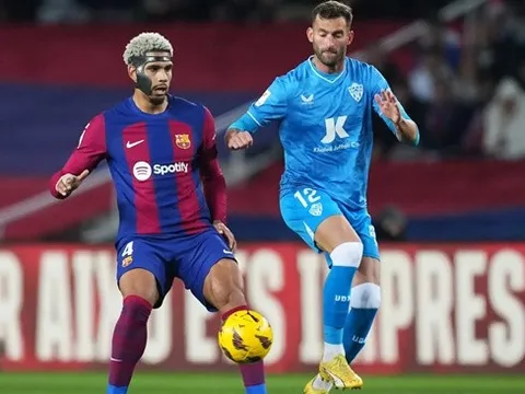 Rời Barca, Araujo chọn xong bến đỗ trong mơ