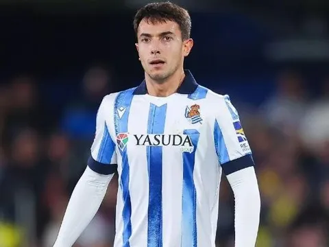 Arsenal gửi lời đề nghị đến Real Sociedad