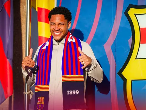 Barcelona ra mắt tân binh đắt giá 'Suarez 2.0', chốt luôn số áo