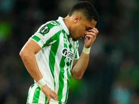 Barcelona đạt thỏa thuận bán Vitor Roque cho Palmeiras với giá 25 triệu euro