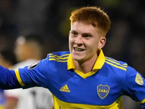 Chelsea tranh báu vật của Boca trước mũi Man City
