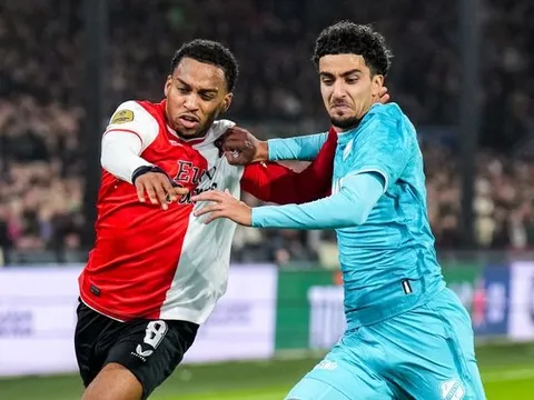 Zidane Iqbal thể hiện ra sao sau khi rời M.U?