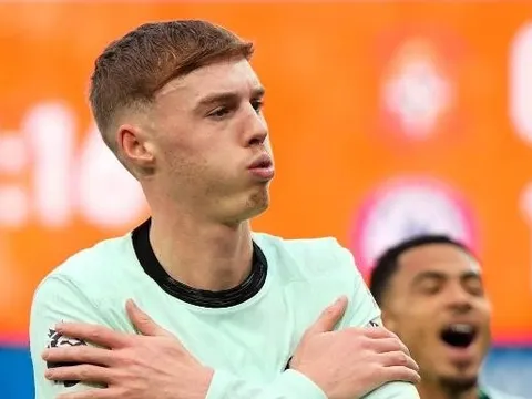 Cole Palmer: "Hy vọng đây chỉ là sự khởi đầu"