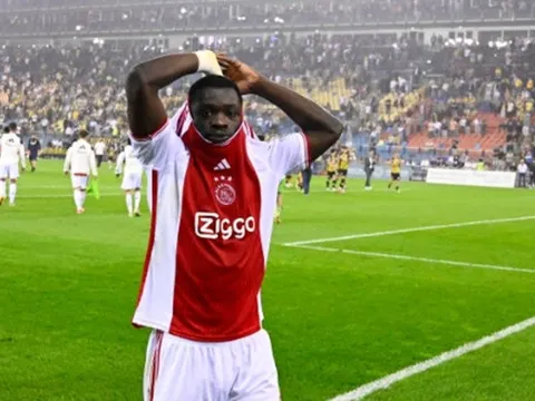 Arsenal nhắm trò cũ của Erik ten Hag