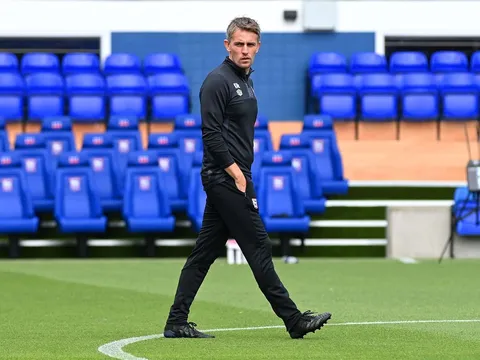 Brighton nhắm cựu HLV Man United thay De Zerbi