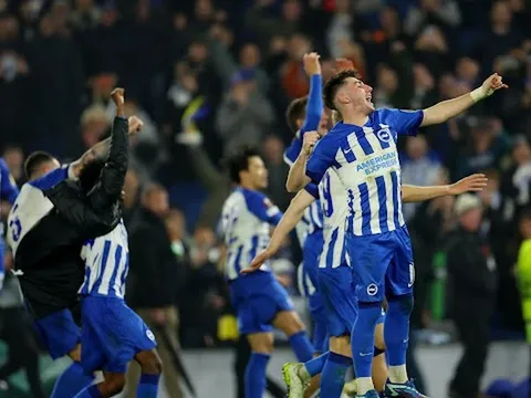 Brighton thắng kịch tính; West Ham ngạo nghễ ở Europa League