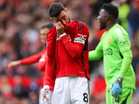 Ra đề nghị khủng, Bruno tái hợp Ronaldo?