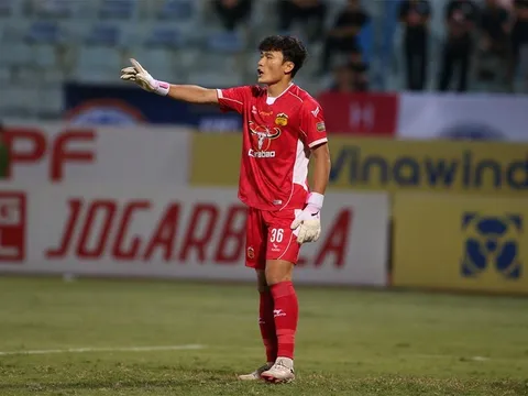 Bùi Tiến Dũng thăng hoa ở HAGL, HLV nói rõ lý do