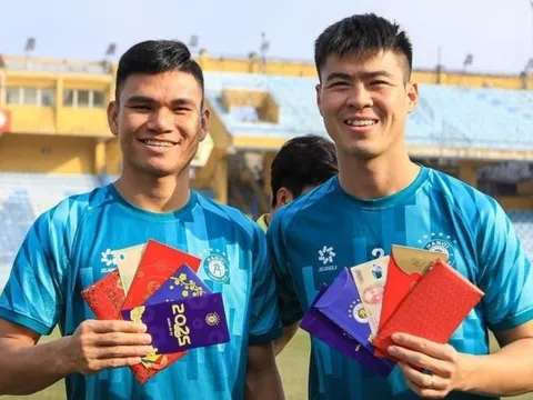 Các đội bóng V.League trải qua mùa Tết bận rộn