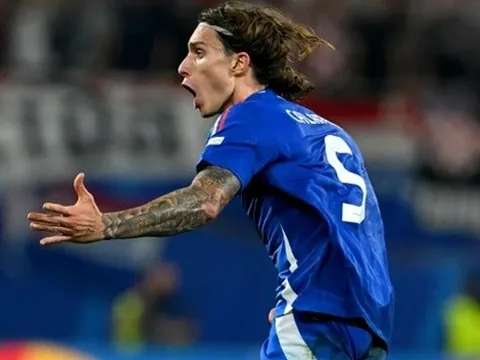 Calafiori sở hữu phẩm chất mà Saliba hay Gabriel không hề có