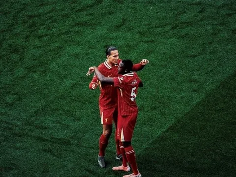 Carragher đã đúng, Liverpool có điểm tựa để đua vô địch