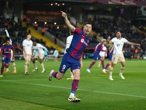 Cầu thủ tốt nhất và tệ nhất Barca trong chiến thắng trước Valencia