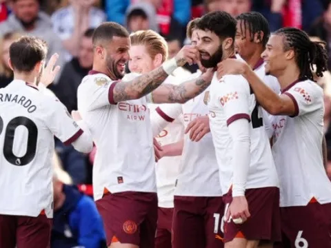 Cầu thủ tốt nhất và tệ nhất Man City trong chiến thắng trước Forest