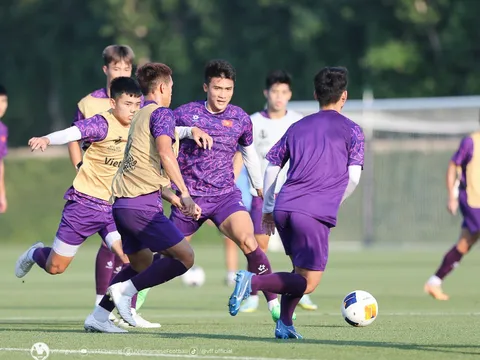 Cầu thủ U23 Việt Nam nhận thẻ đỏ do ảnh hưởng từ V-League?