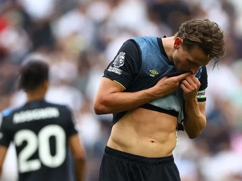 CHÍNH THỨC! Đội bóng thứ 2 rớt hạng Premier League mùa này