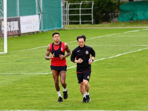 Choáng với Jesse Lingard