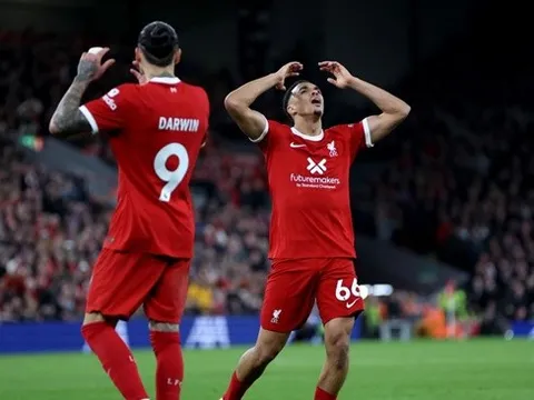 Cơn cuồng phong vô hại tại Anfield