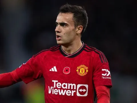 Dortmund muốn "cướp" Reguilon trên tay M.U