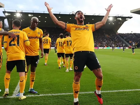 Cunha: Thủ lĩnh trên hàng công của Wolves