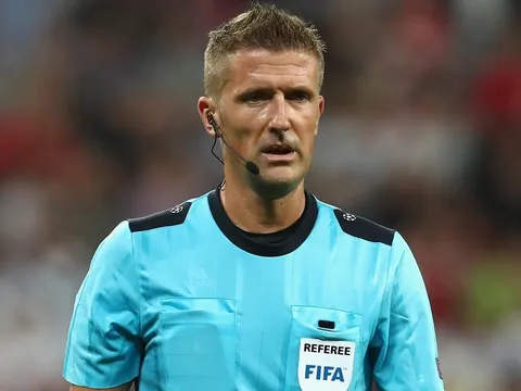 Vì sao trọng tài khóc sau khi Dortmund loại PSG?