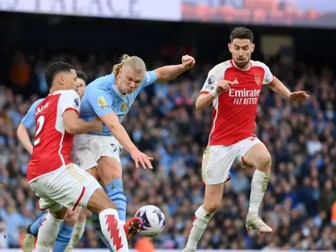 Darren Bent nói thẳng về cơ hội vô địch của Arsenal