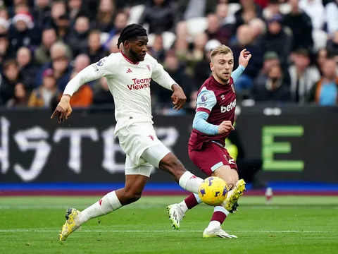 Ten Hag nói rõ trình độ của Willy Kambwala
