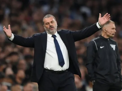 Phá Arsenal, trợ lý gợi ý thâm sâu khiến Postecoglou nổi trận lôi đình