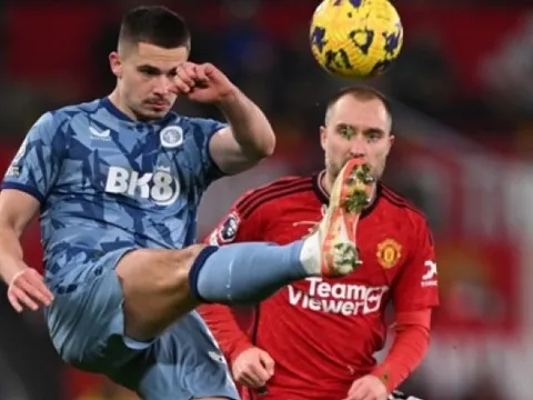 "Cậu ta xứng đáng bị phạt vì để Man Utd ghi bàn"