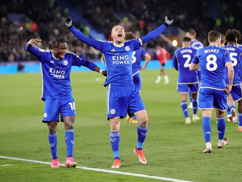 Ngã ngũ Leicester City