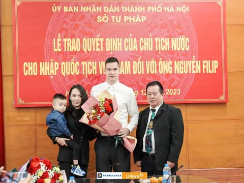 Đủ điều kiện khoác áo Việt Nam, Filip Nguyễn cảm ơn đặc biệt 1 người