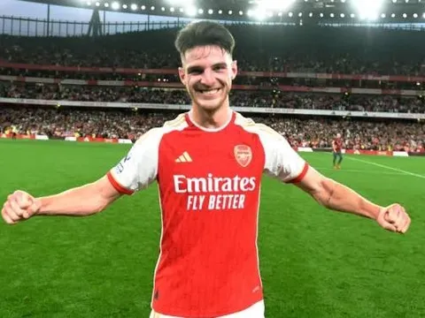Đụng Arsenal, David Moyes nhận xét về Declan Rice
