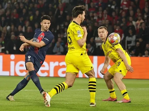 Enrique đã đúng, vận đen ám PSG