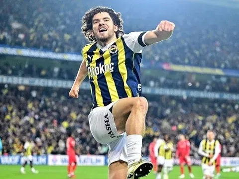 Ferdi Kadioglu - Bản nâng cấp cho Luke Shaw của M.U