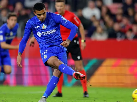 Gây sửng sốt, Greenwood ghi bàn dị giúp Getafe thắng 3-0