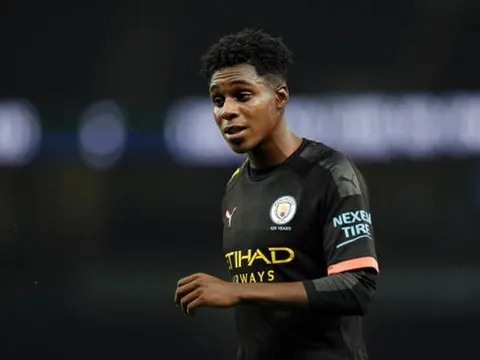 Man City sẵn sàng mua lại "người cũ"